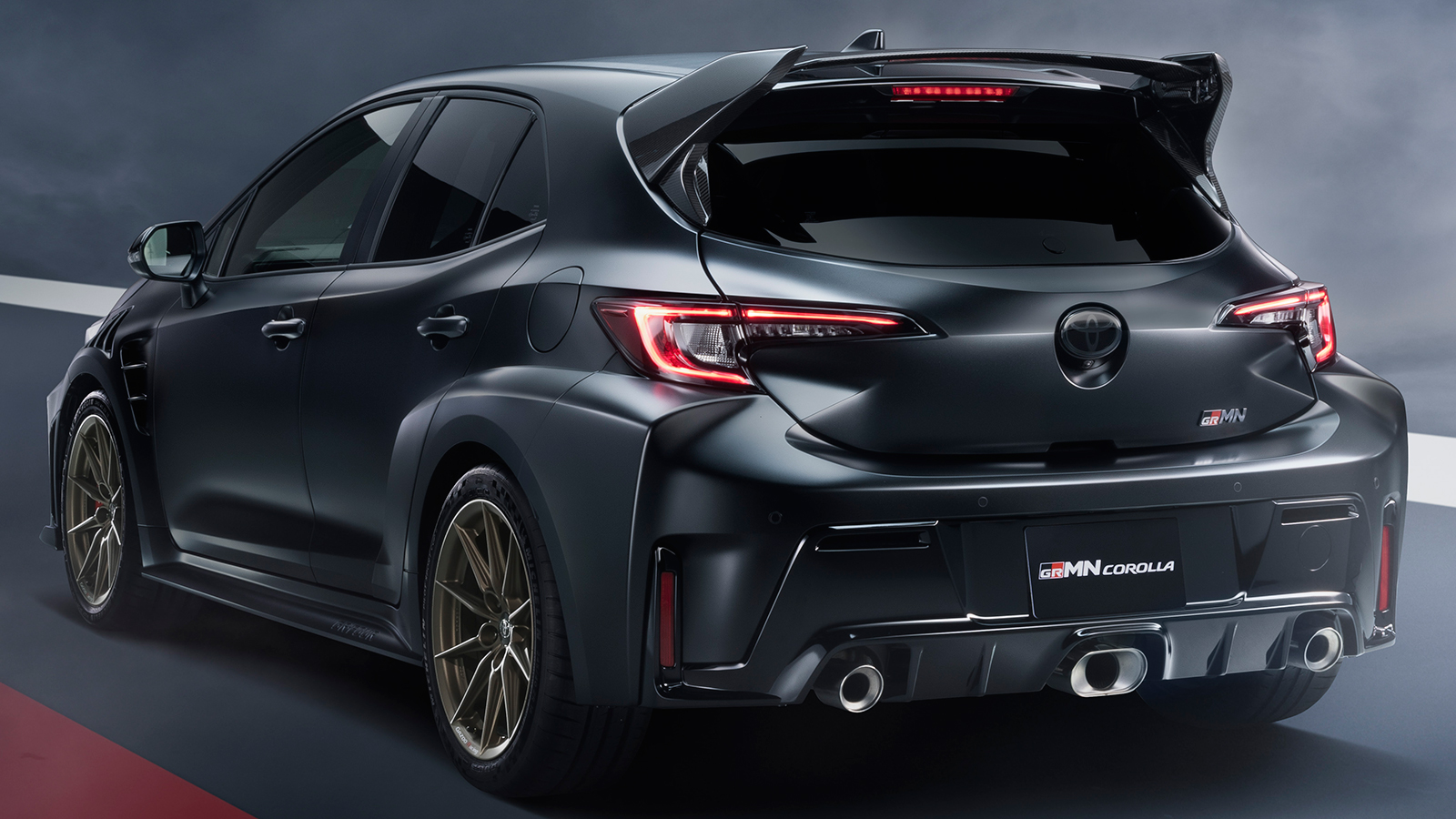 H Toyota GRMN Corolla εξοπλίζεται με τον ήδη γνωστό τρικύλινδρο turbo βενζινοκινητήρα 1,6 λίτρων, ο οποίος προσφέρει 305 άλογα και 415 Nm ροπής. 